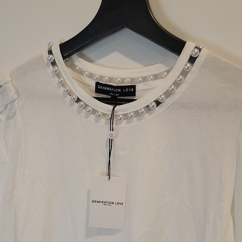 Generation Love Pearl Top, Small, White, Beautiful!!! NWT!